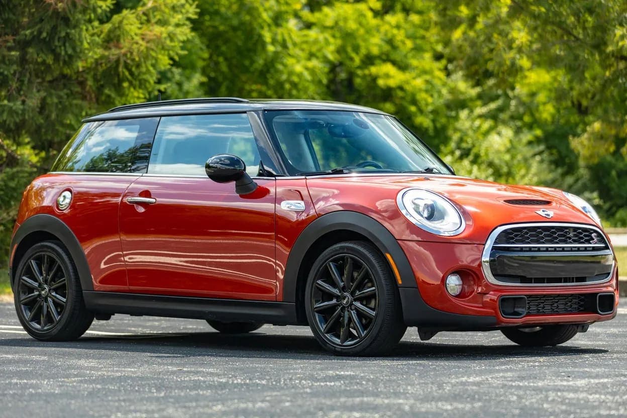 2017 MINI Cooper S, view