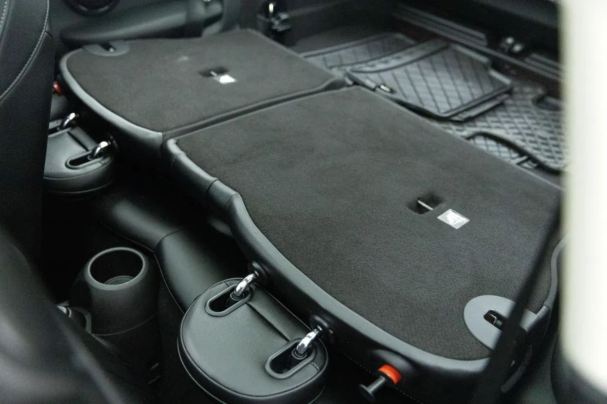 2017 MINI Cooper S, view