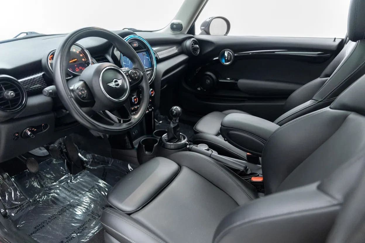 2017 MINI Cooper S, view